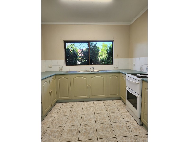 1/8 Kangaroo Street, Bentley Park QLD 4869