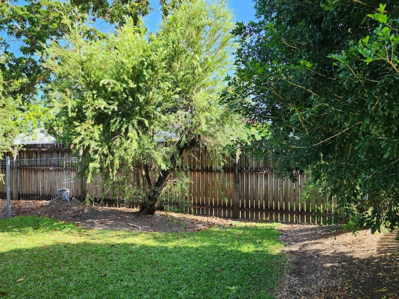 1/8 Kangaroo Street, Bentley Park QLD 4869