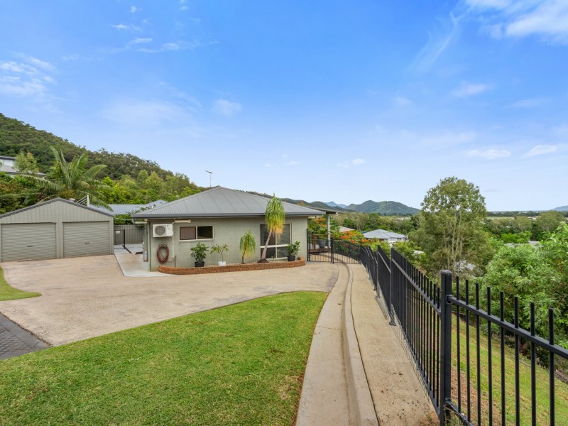2 Gadaloff Close, Gordonvale QLD 4865