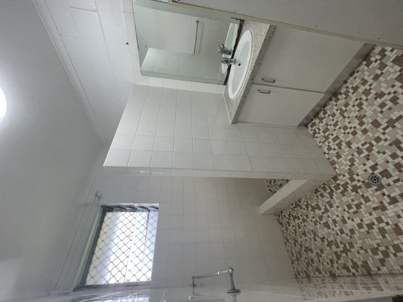 2/133 Russell Street, Edge Hill QLD 4870