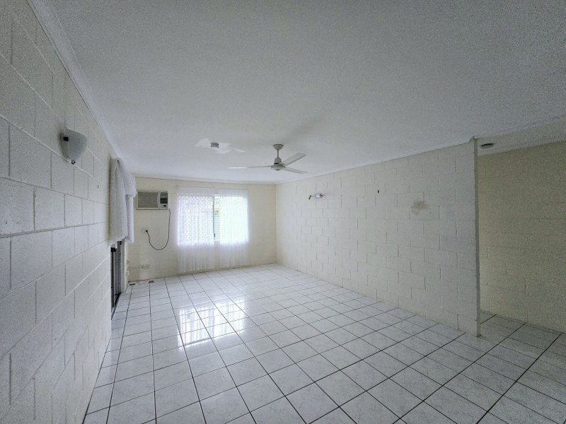 1/440 McCoombe Street, Manunda QLD 4870