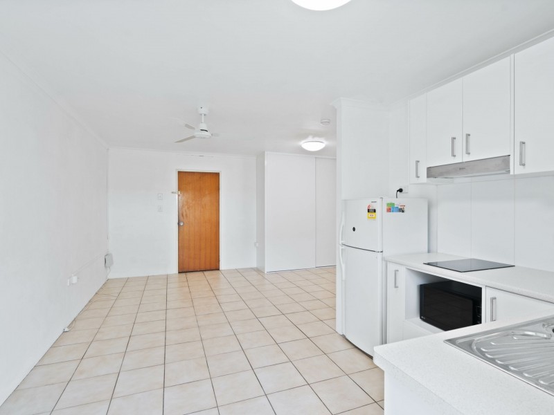 18/394 Mayers Street, Edge Hill QLD 4870