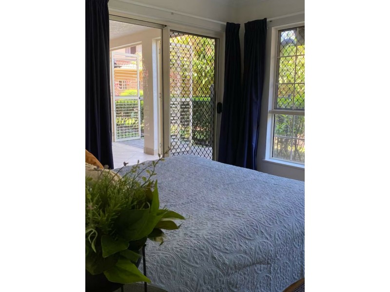 1002/2 Greenslopes Street, Cairns North QLD 4870