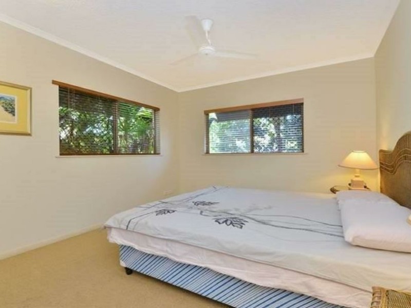 1401/2 Greenslopes Street, Cairns North QLD 4870