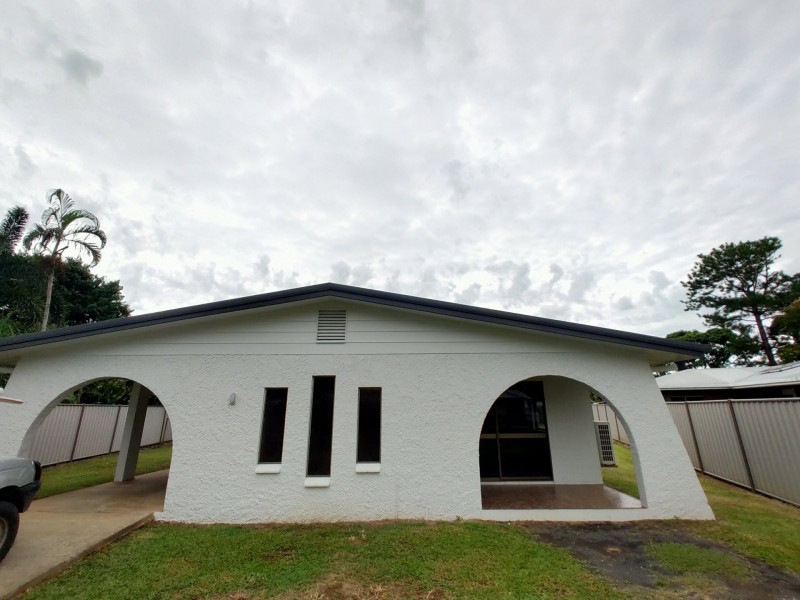 6 Metric Close, Smithfield QLD 4878