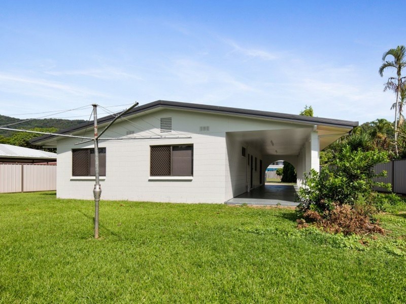 6 Metric Close, Smithfield QLD 4878