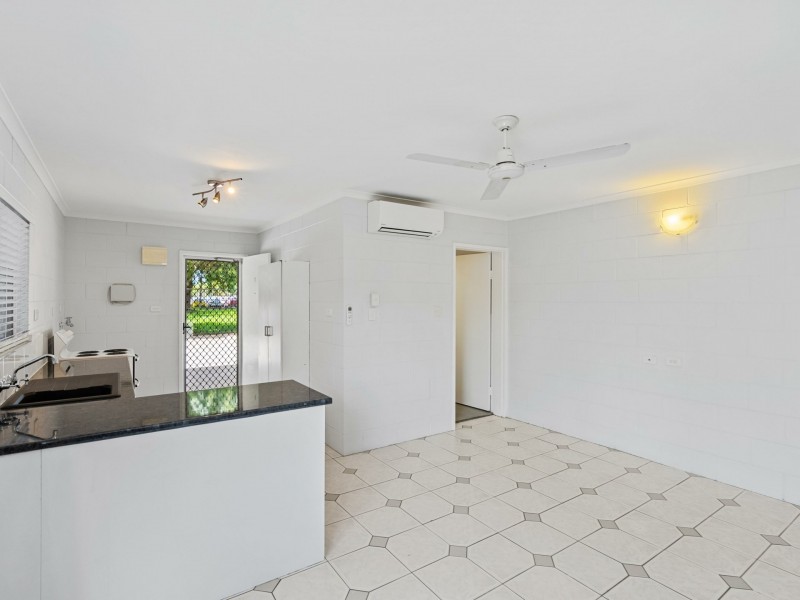 1/31 Digger Street, Cairns North QLD 4870