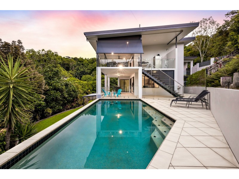 12 Bel-Air Drive, Whitfield QLD 4870