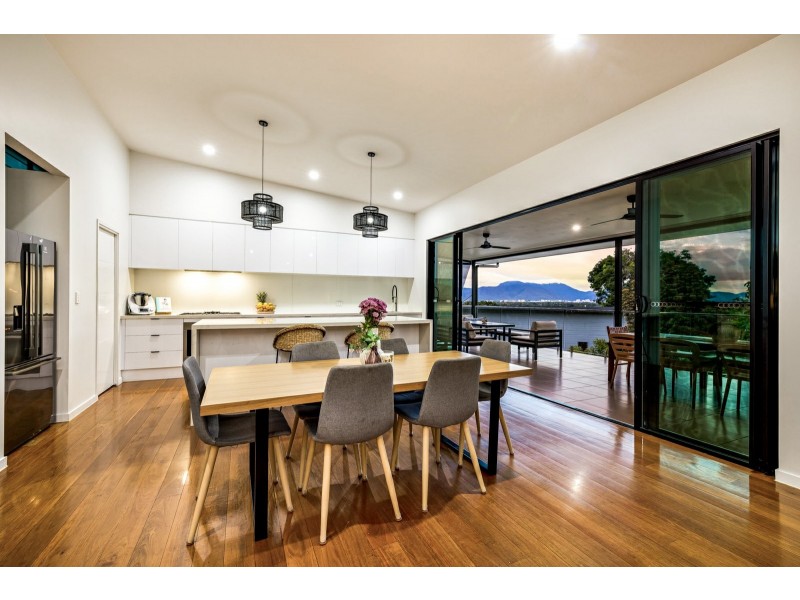 12 Bel-Air Drive, Whitfield QLD 4870