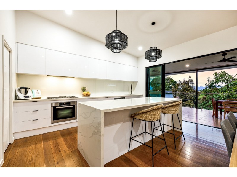 12 Bel-Air Drive, Whitfield QLD 4870