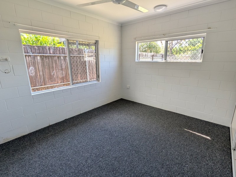 27 Frangipanni Street, White Rock QLD 4868