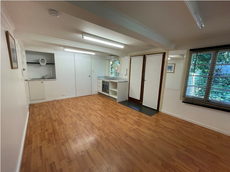 33 George Street, Earlville QLD 4870