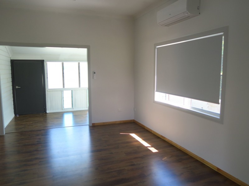 9 Moody Street, Manunda QLD 4870