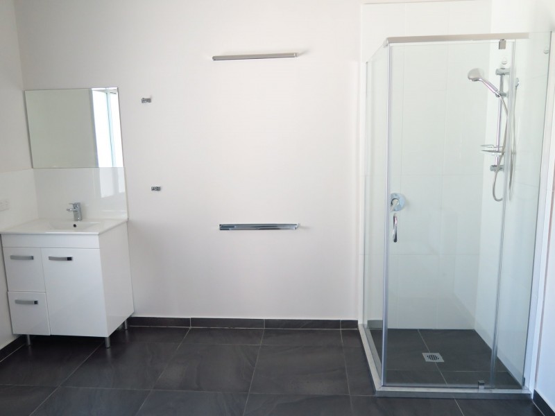 9 Moody Street, Manunda QLD 4870