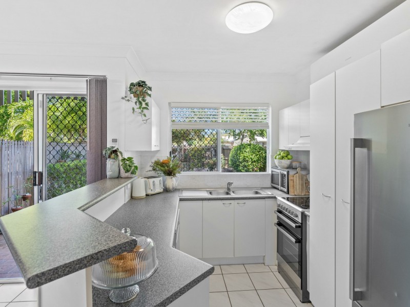 3/10 Grantala Street, Manoora QLD 4870