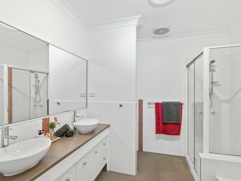 3/10 Grantala Street, Manoora QLD 4870