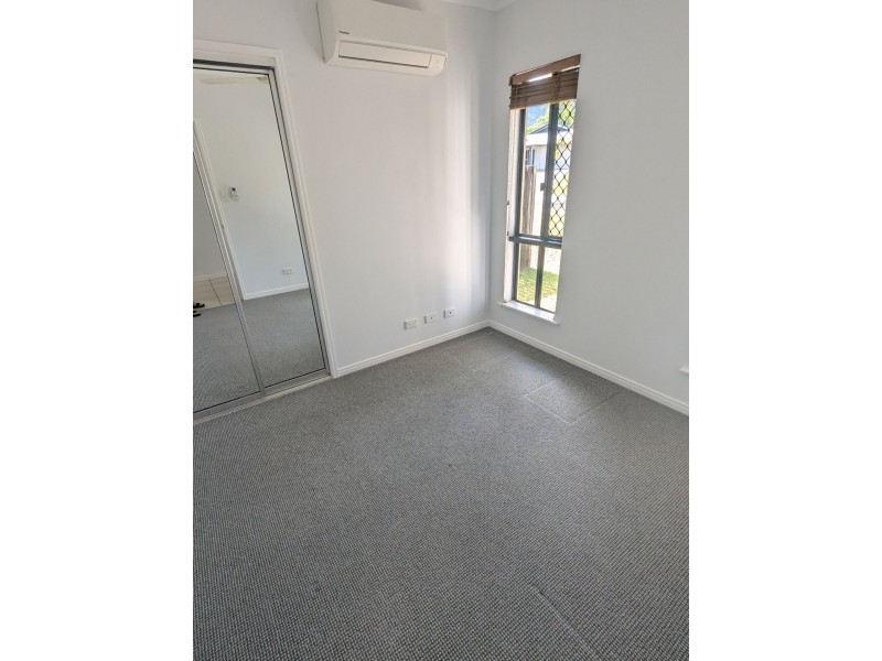 38 Roderick Street, Bentley Park QLD 4869