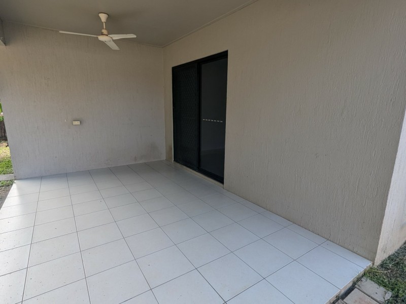 38 Roderick Street, Bentley Park QLD 4869