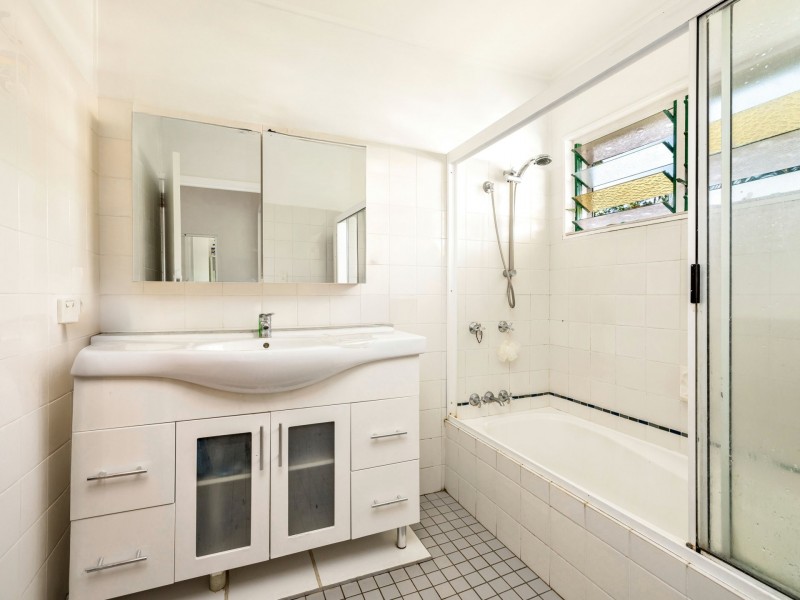 38 Cassia Street, Edge Hill QLD 4870