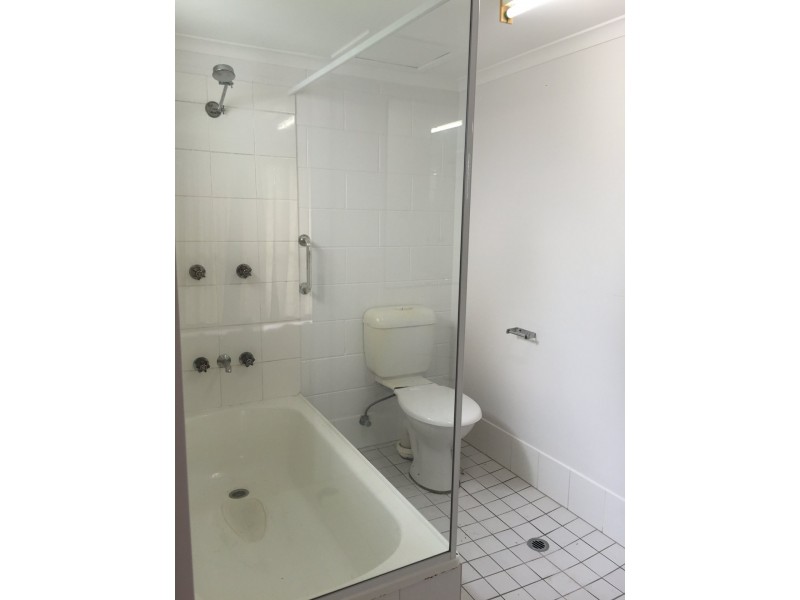 1/71 Boland Street, Westcourt QLD 4870