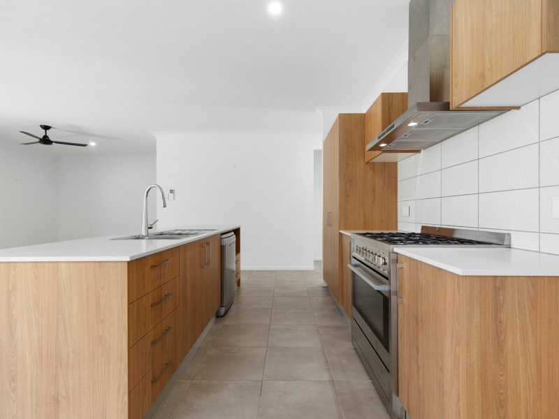 24 Etty Street, Kewarra Beach QLD 4879