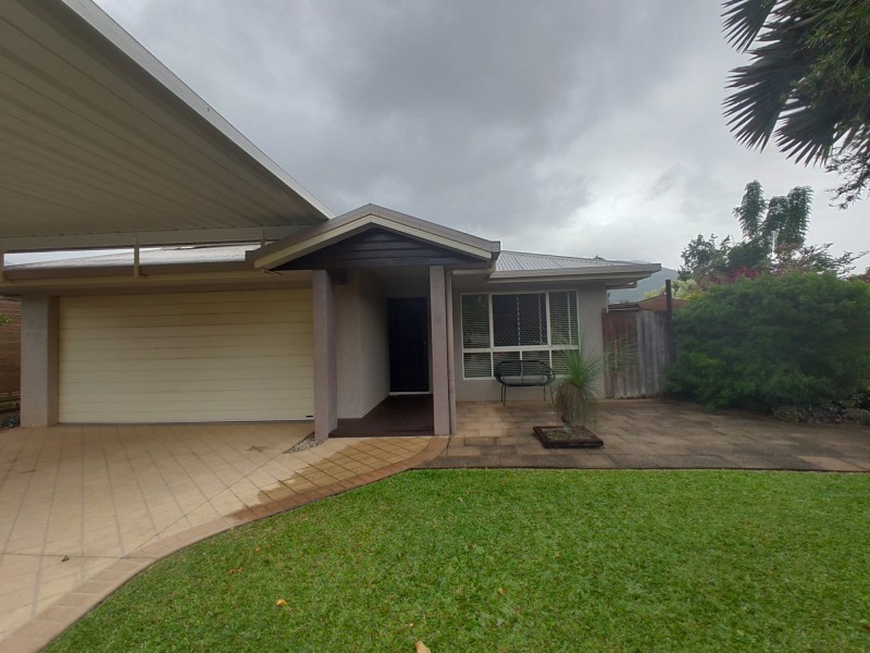 25 St Albans Close, Brinsmead QLD 4870
