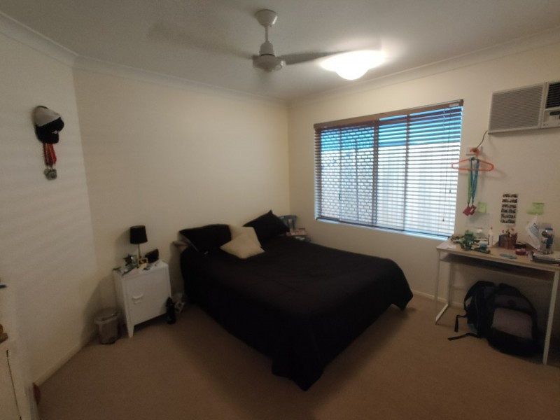 25 St Albans Close, Brinsmead QLD 4870