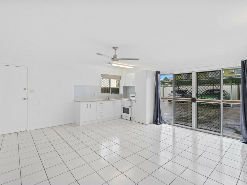 2/20 Jensen Street, Manoora QLD 4870
