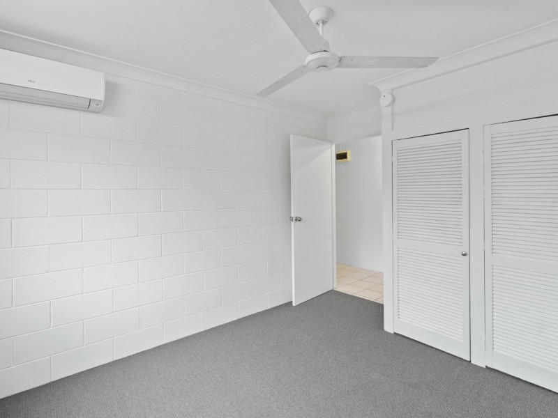 2/20 Jensen Street, Manoora QLD 4870