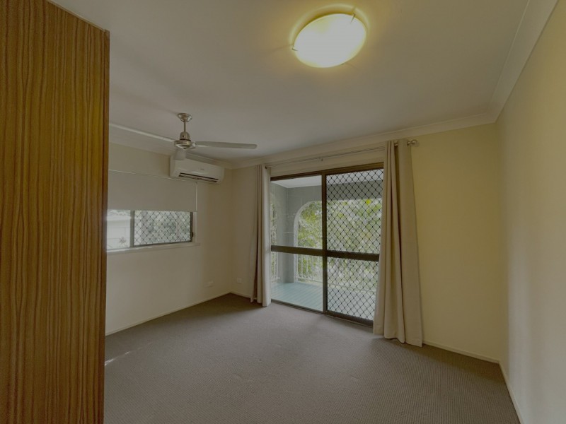 27 Behan Street, Stratford QLD 4870