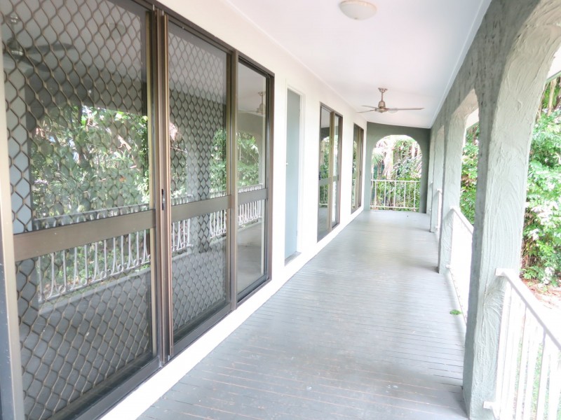 27 Behan Street, Stratford QLD 4870