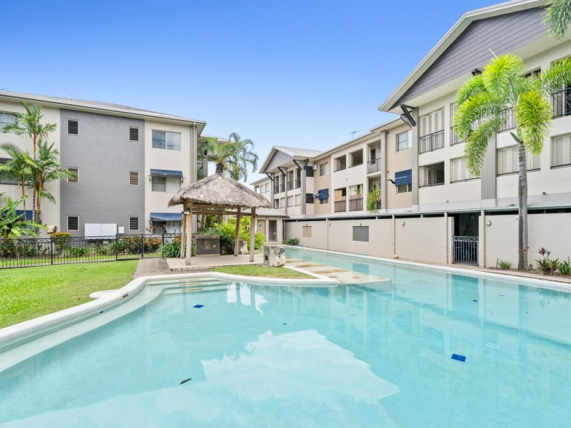 207/2-8 Centenary Close, Manoora QLD 4870