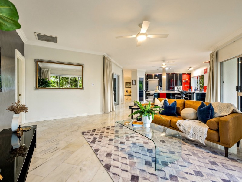 71 Summer Hill Drive, Mooroobool QLD 4870