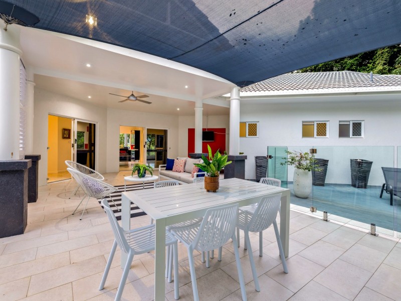 71 Summer Hill Drive, Mooroobool QLD 4870
