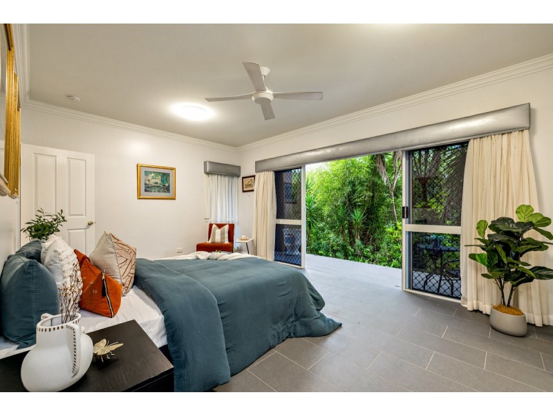 71 Summer Hill Drive, Mooroobool QLD 4870