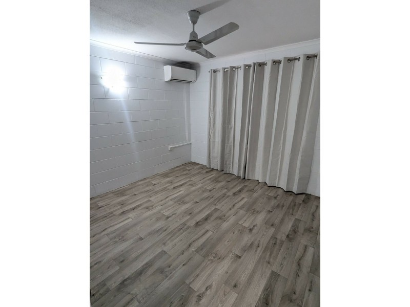 3/22 Hoare Street, Manoora QLD 4870