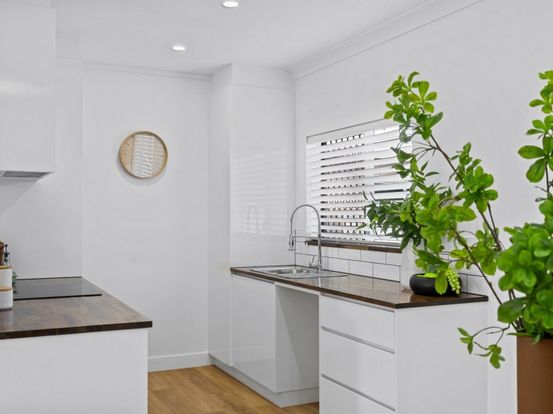 8/15 Grantala Street, Manoora QLD 4870