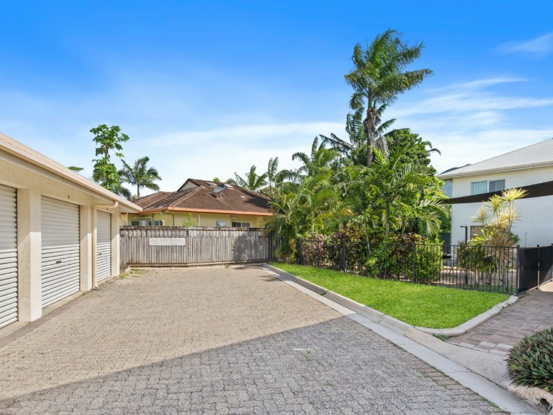 8/15 Grantala Street, Manoora QLD 4870