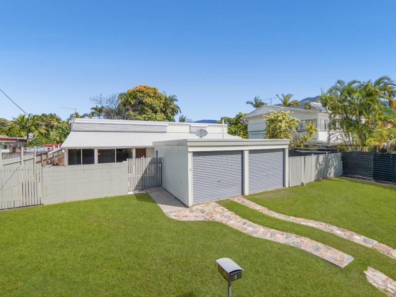 3 Perkins Street, Manoora QLD 4870