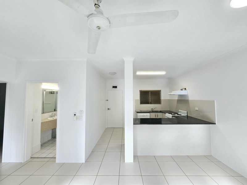 217/191 McLeod Street, Cairns North QLD 4870