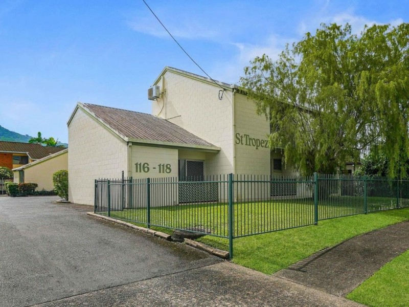 1/116 Greenslopes Street, Edge Hill QLD 4870