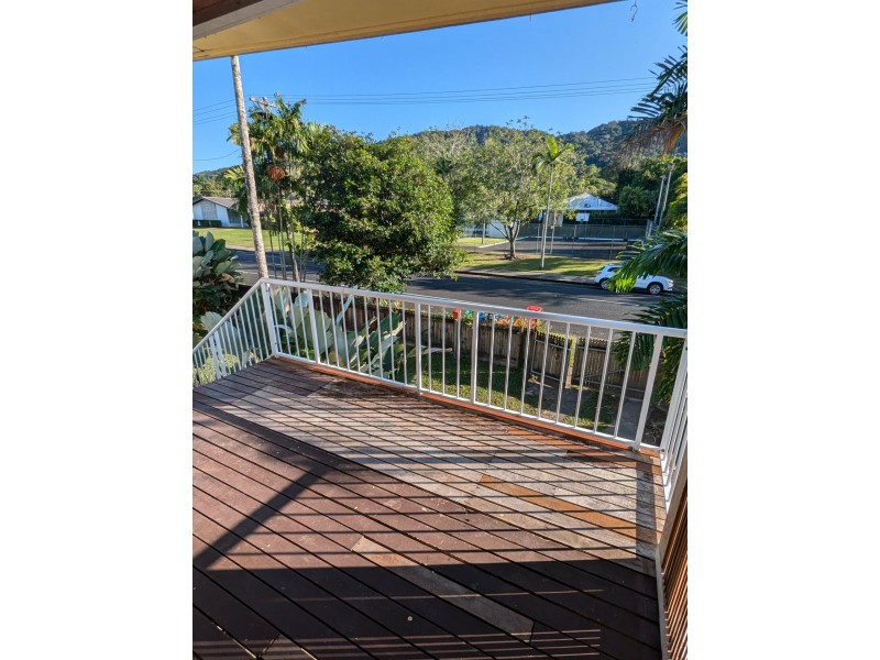 21 Oxley Street, Edge Hill QLD 4870