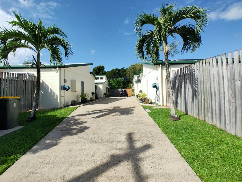 1/27 Brooks Street, Whitfield QLD 4870