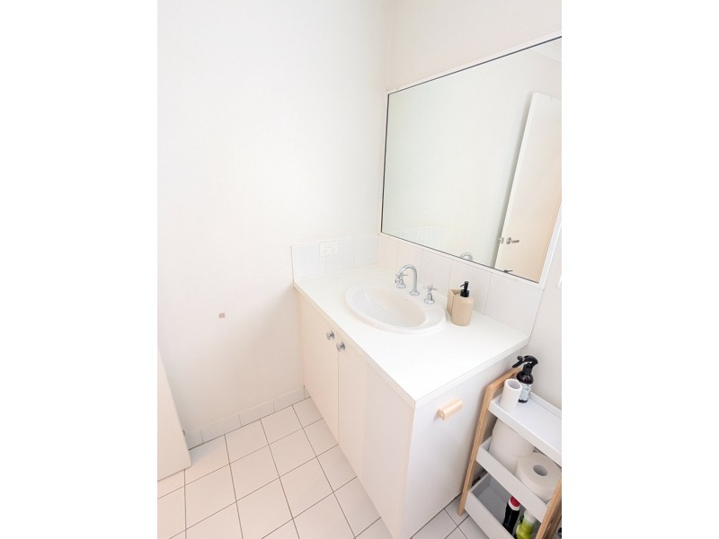 10/67 Digger Street, Cairns North QLD 4870