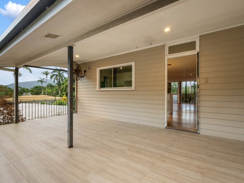 14 Blue Hills Crescent, Freshwater QLD 4870