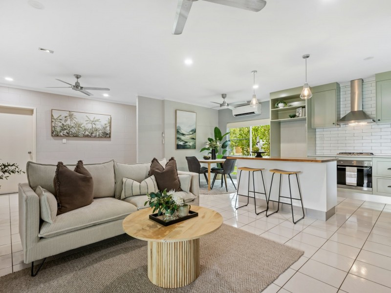 121 Loridan Drive, Brinsmead QLD 4870