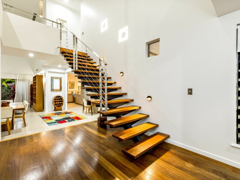 102/12-21 Gregory Street, Westcourt QLD 4870