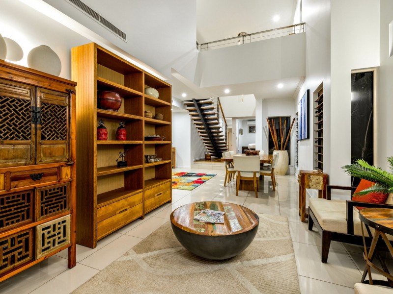 102/12-21 Gregory Street, Westcourt QLD 4870