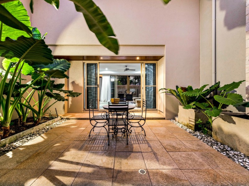 102/12-21 Gregory Street, Westcourt QLD 4870