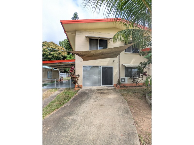 5A Carnation Drive, Mooroobool QLD 4870